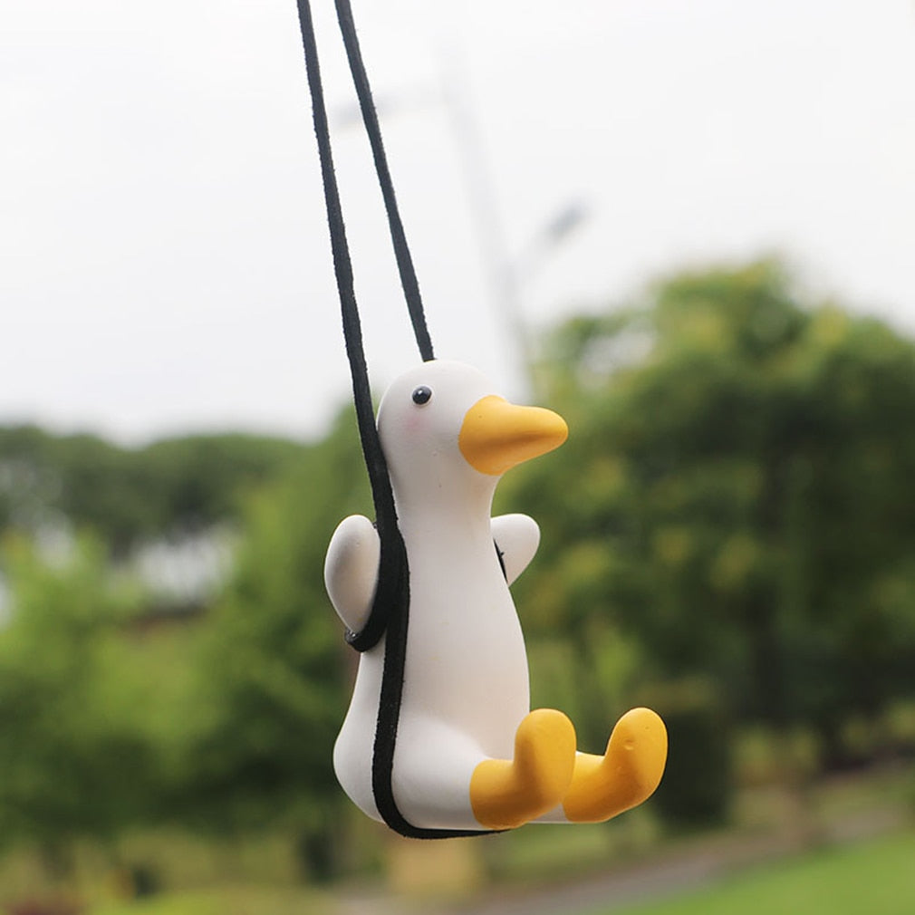 swinging car Duck